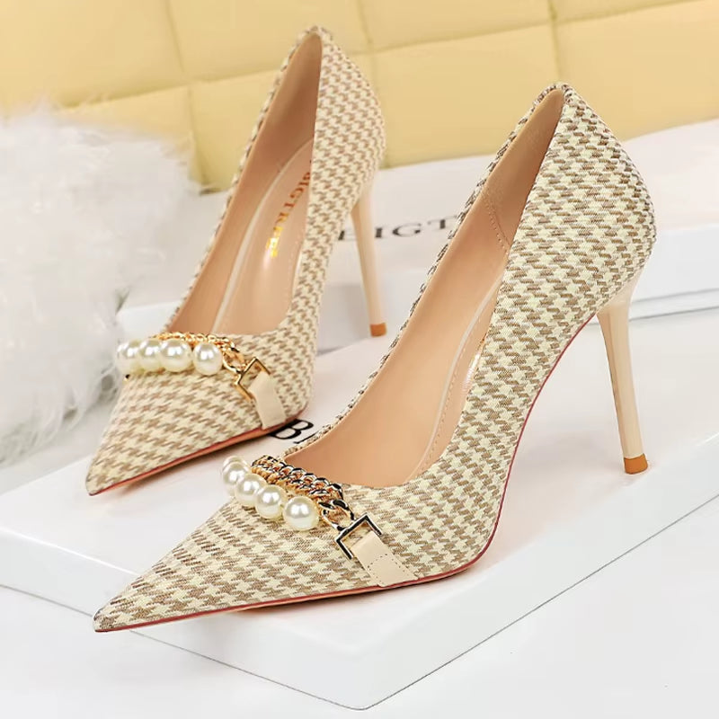 Shoes 2026 Spring Women Pumps Pearl Metal Chain High-Heels Checked Grain Stilettos Women Heels Luxury Banquet Shoes 43